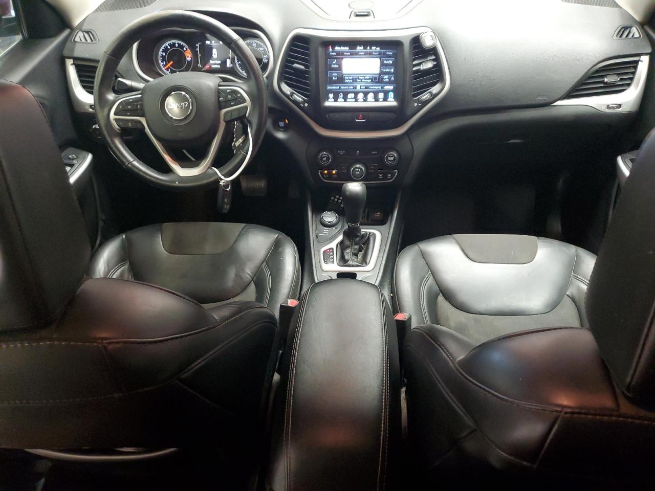 JEEP GRAND CHEROKEE LATITUDE PLUS