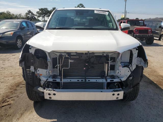 2022 TOYOTA 4RUNNER SR JTEMU5JR8N6069177