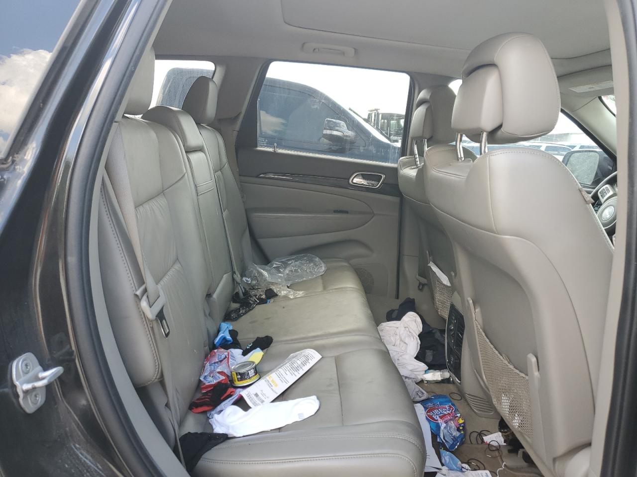 JEEP GRAND CHEROKEE LAREDO