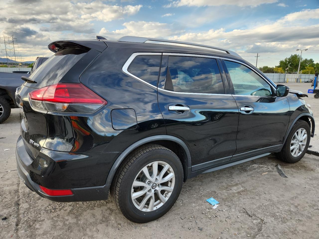 NISSAN ROGUE S
