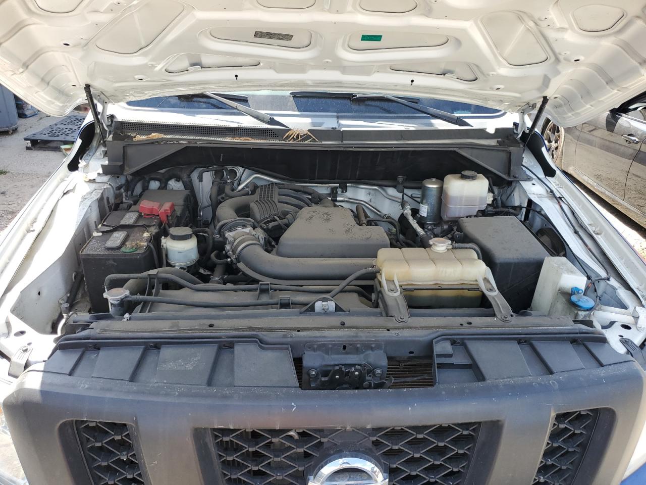 NISSAN NV2500 2500 S