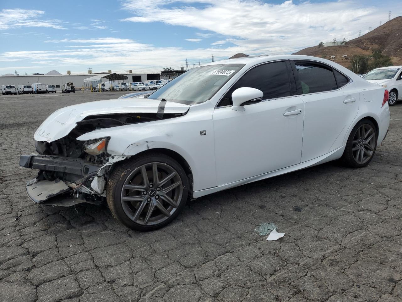 LEXUS IS 200T