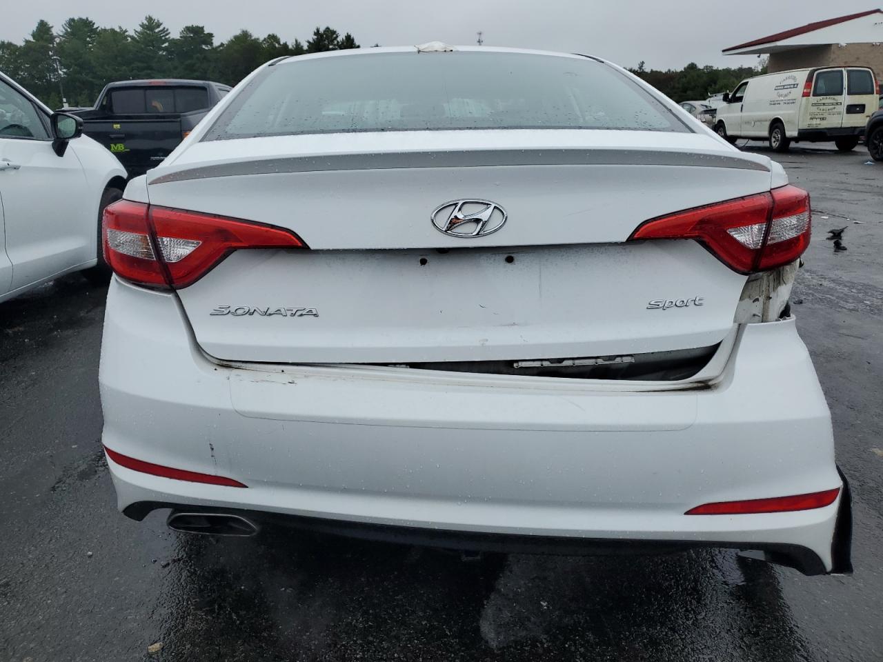 HYUNDAI SONATA SPORT