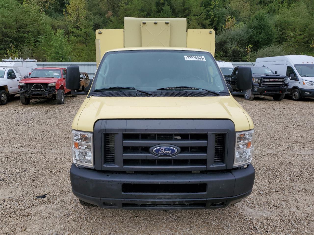 FORD ECONOLINE E450 SUPER DUTY CUTAWAY VAN