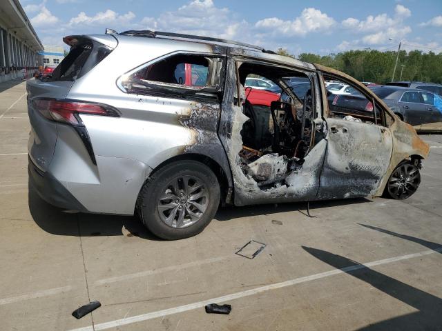 2022 TOYOTA SIENNA LE - 5TDKRKEC0NS095029