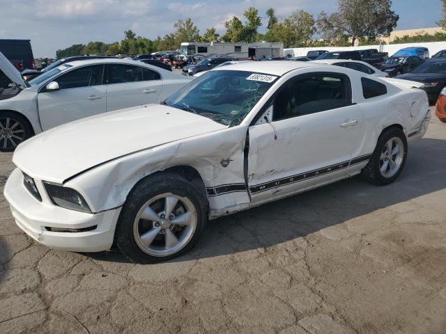 FORD MUSTANG 2009 white coupe gas 1ZVHT80N495134446 photo #1