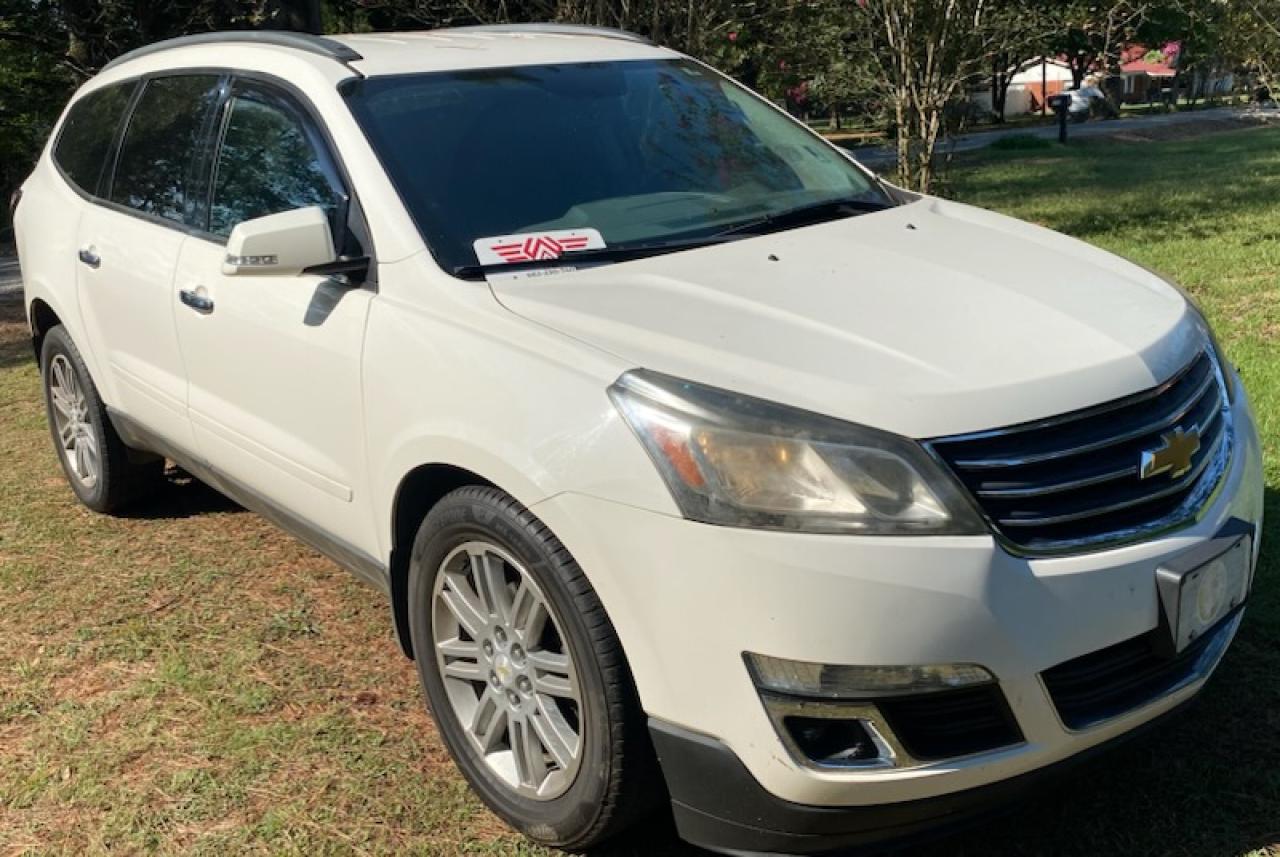 CHEVROLET TRAVERSE LT