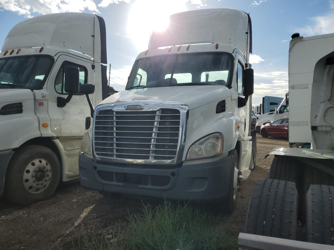 Lot #3245408402 2016 FREIGHTLINER CASCADIA 1