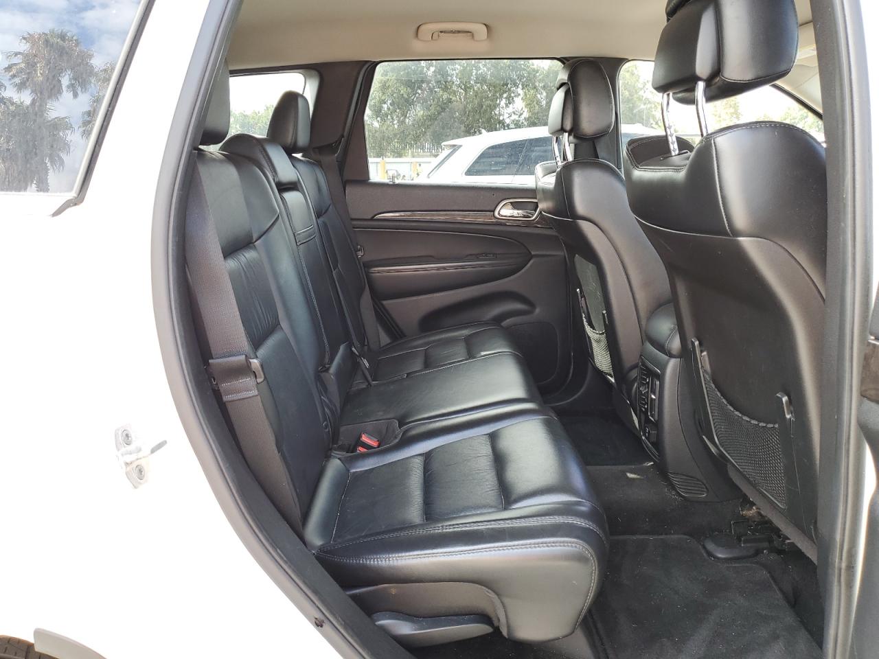 JEEP GRAND CHEROKEE LAREDO