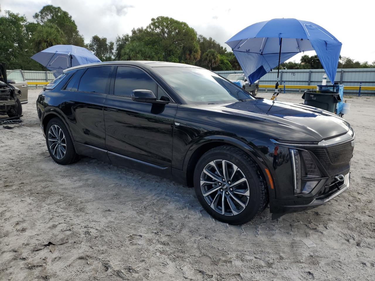 CADILLAC LYRIQ SPORT