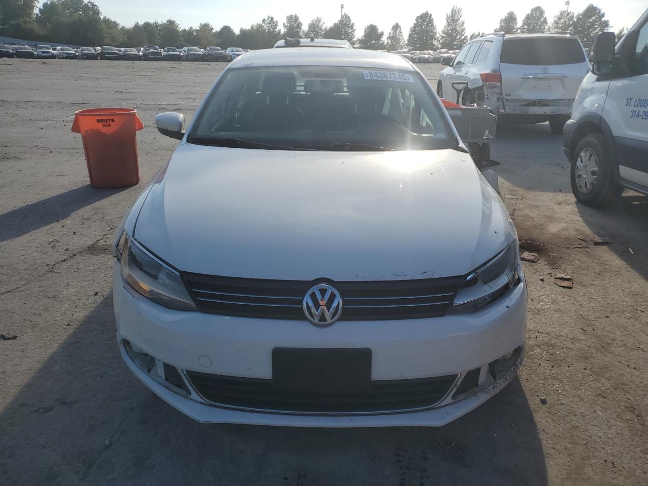 VOLKSWAGEN JETTA SE
