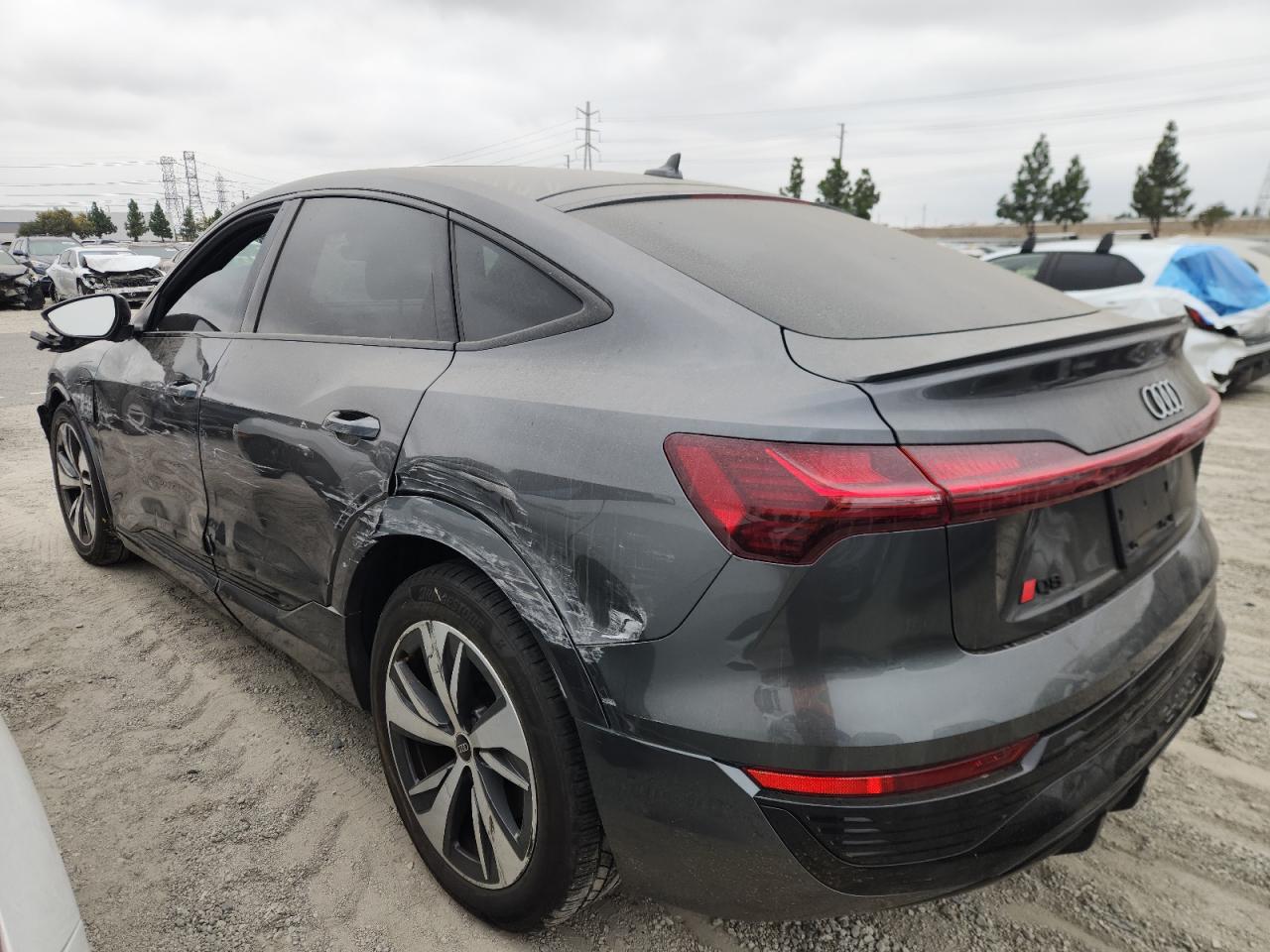 AUDI Q8 SPORTBACK PREMIUM