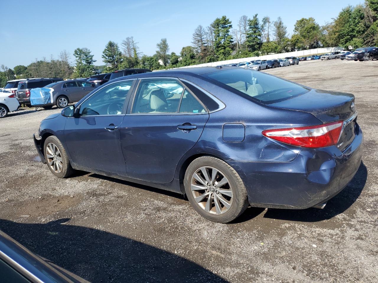 TOYOTA CAMRY XSE