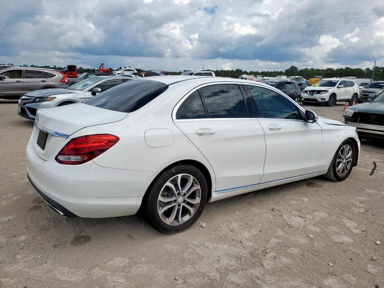 MERCEDES-BENZ C-CLASS 300