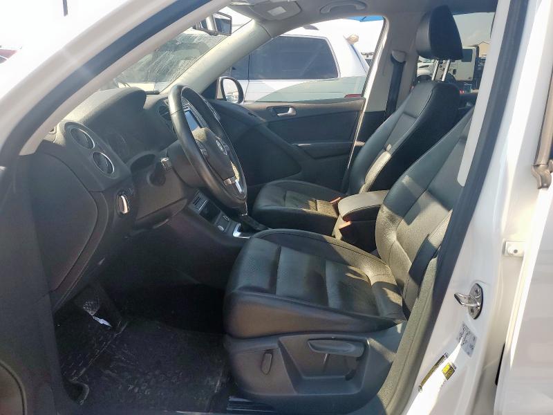 2017 VOLKSWAGEN TIGUAN S WVGAV7AX7HK033776