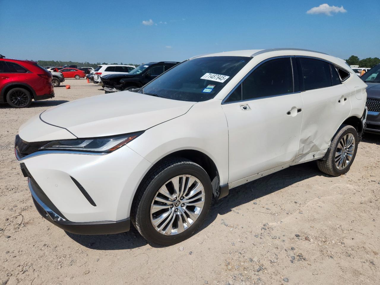 TOYOTA VENZA LE