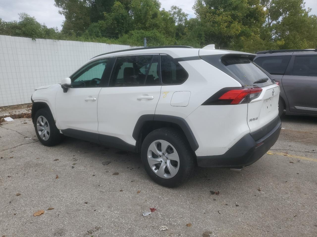 TOYOTA RAV4 LE