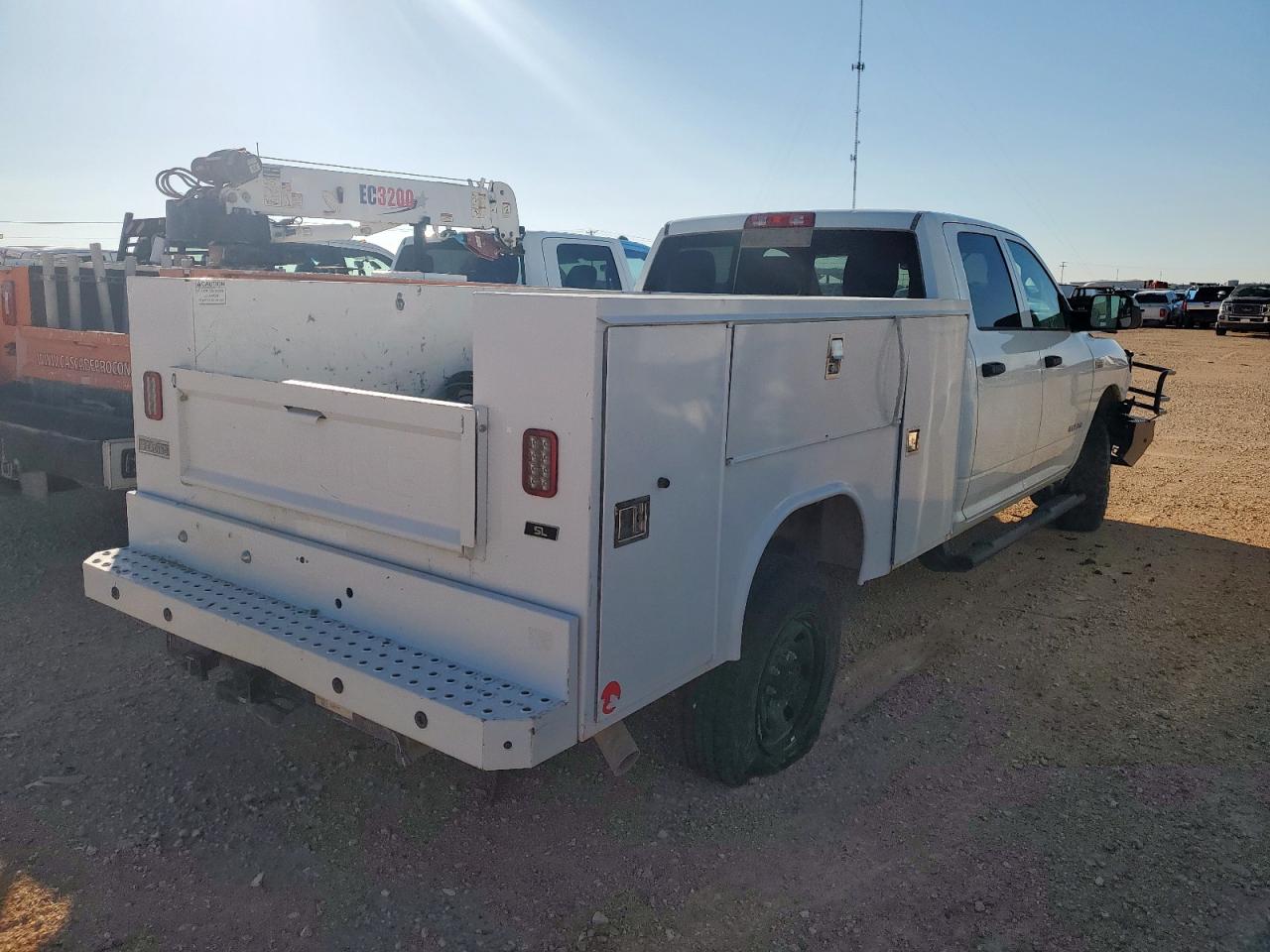 RAM 2500 TRADESMAN