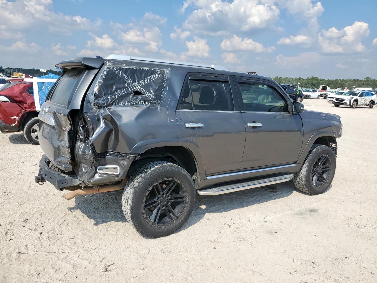 TOYOTA 4RUNNER SR5/SR5 PREMIUM