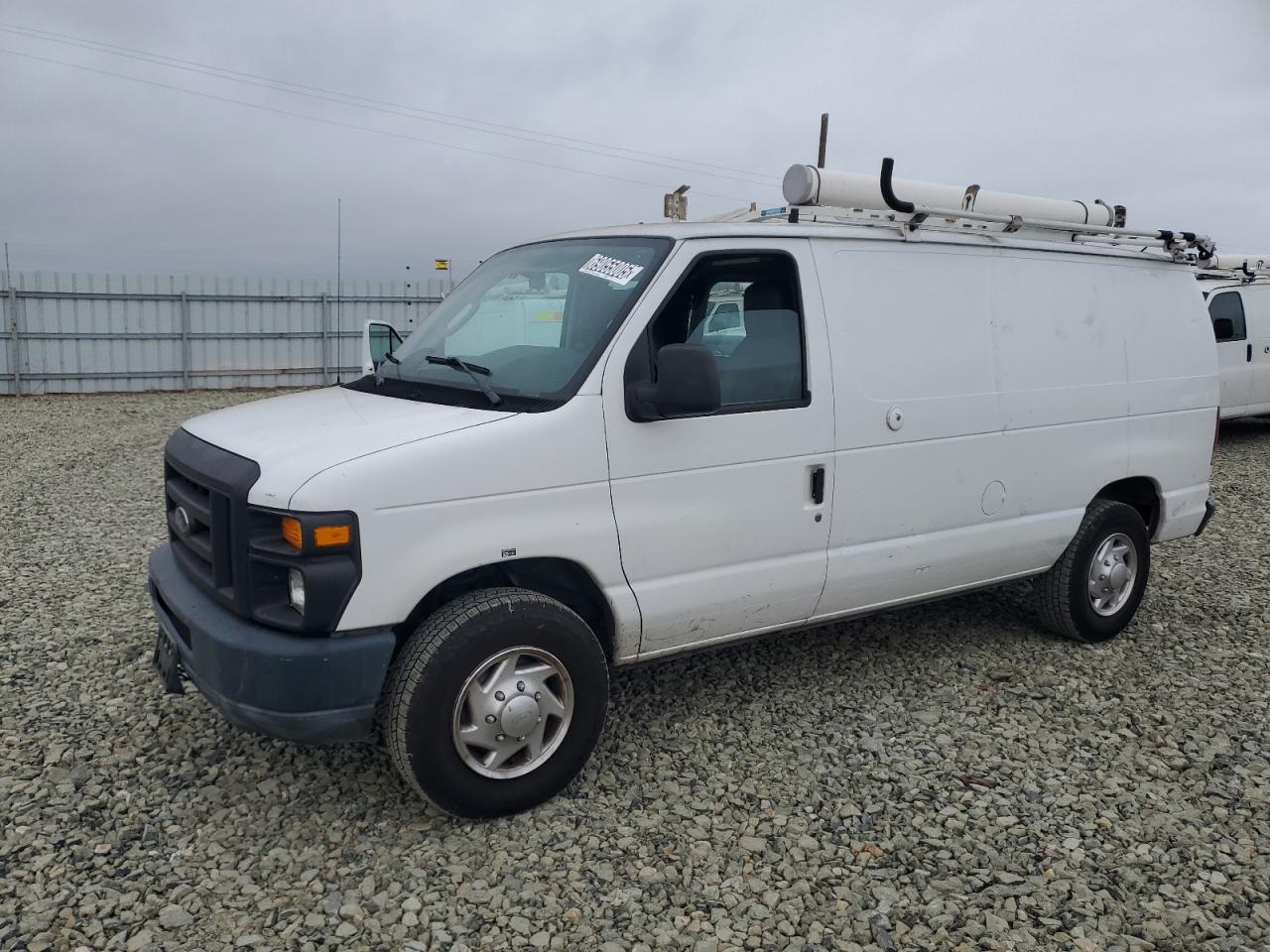 FORD ECONOLINE E250 VAN