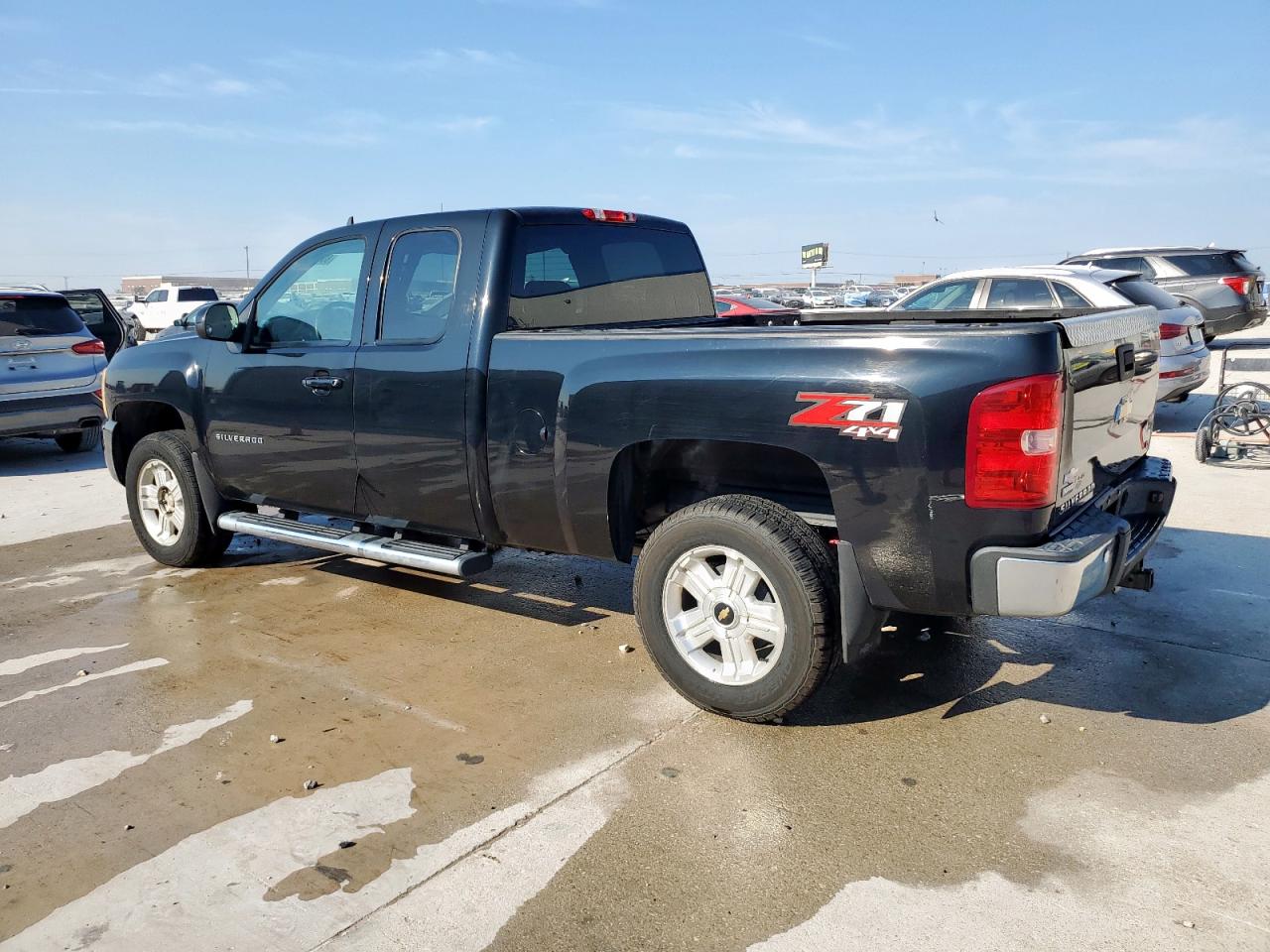 CHEVROLET SILVERADO K1500 LT