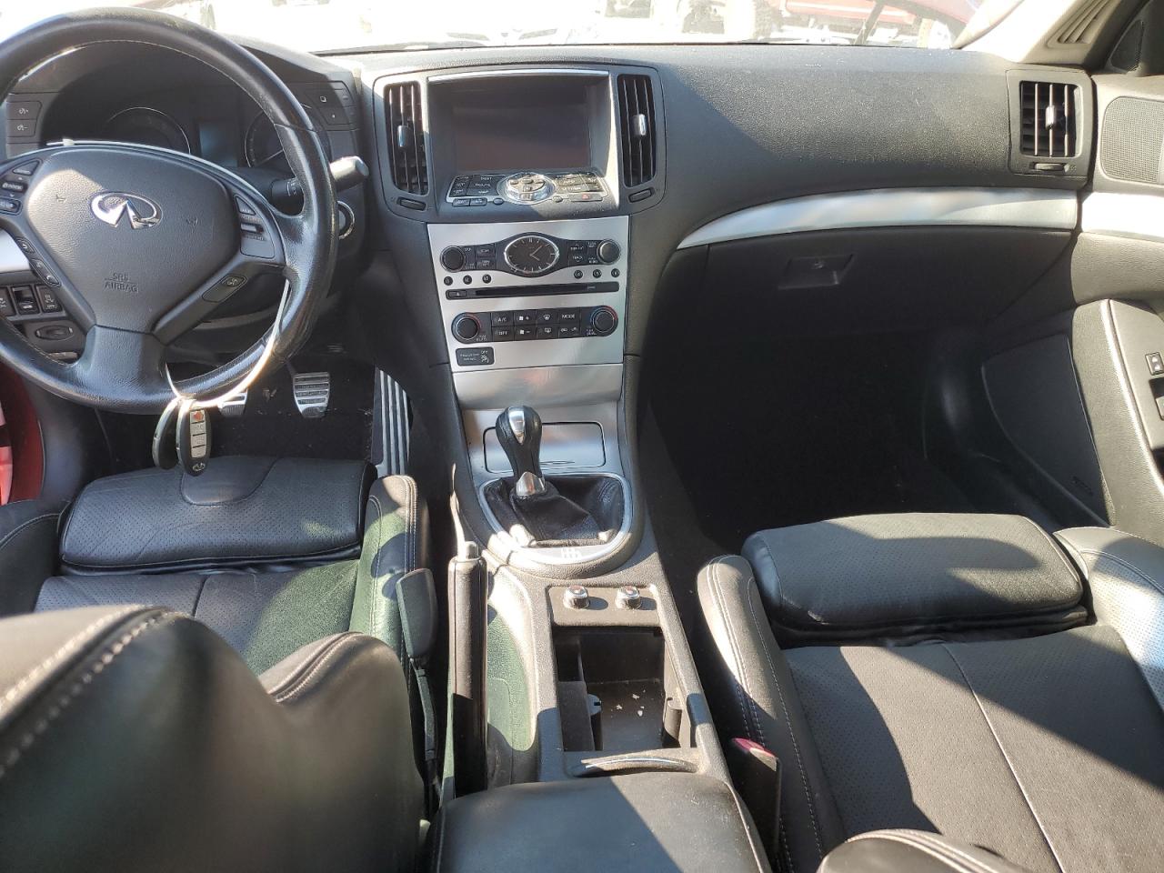 INFINITI Q60 JOURNEY