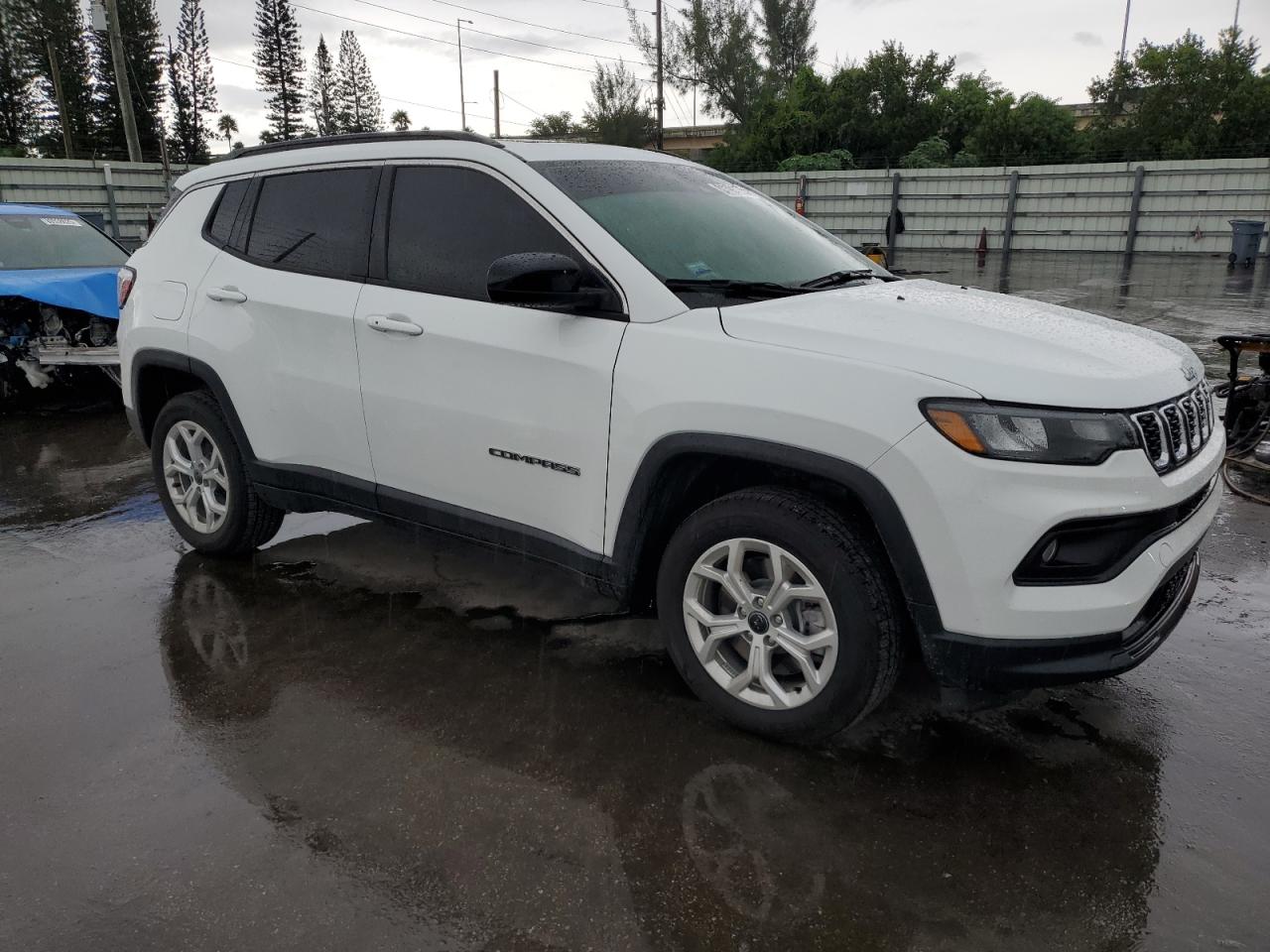 JEEP COMPASS LATITUDE
