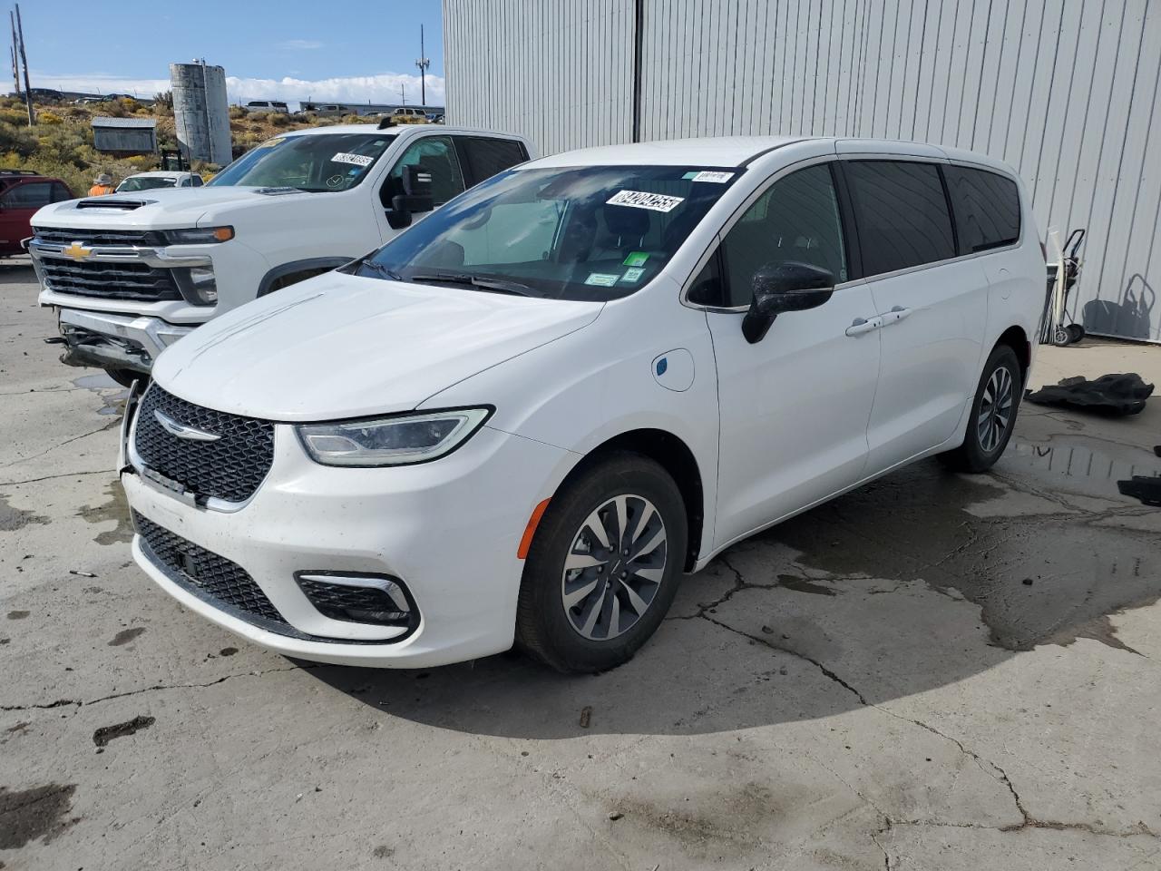 CHRYSLER PACIFICA HYBRID SELECT