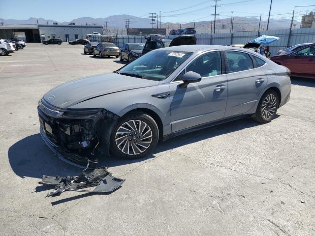 Global Auto Auctions: 2025 HYUNDAI SONATA HYB