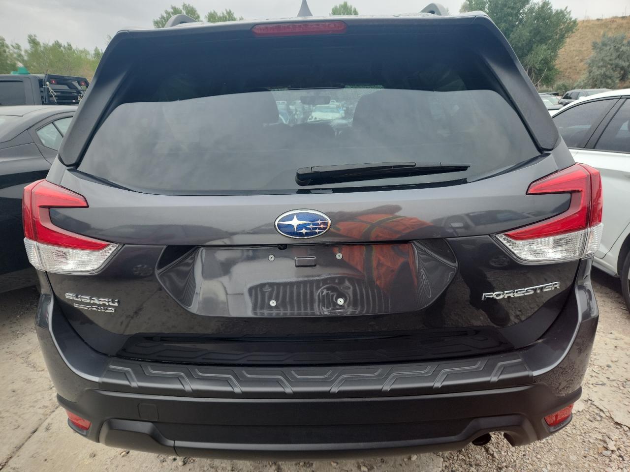 SUBARU FORESTER PREMIUM