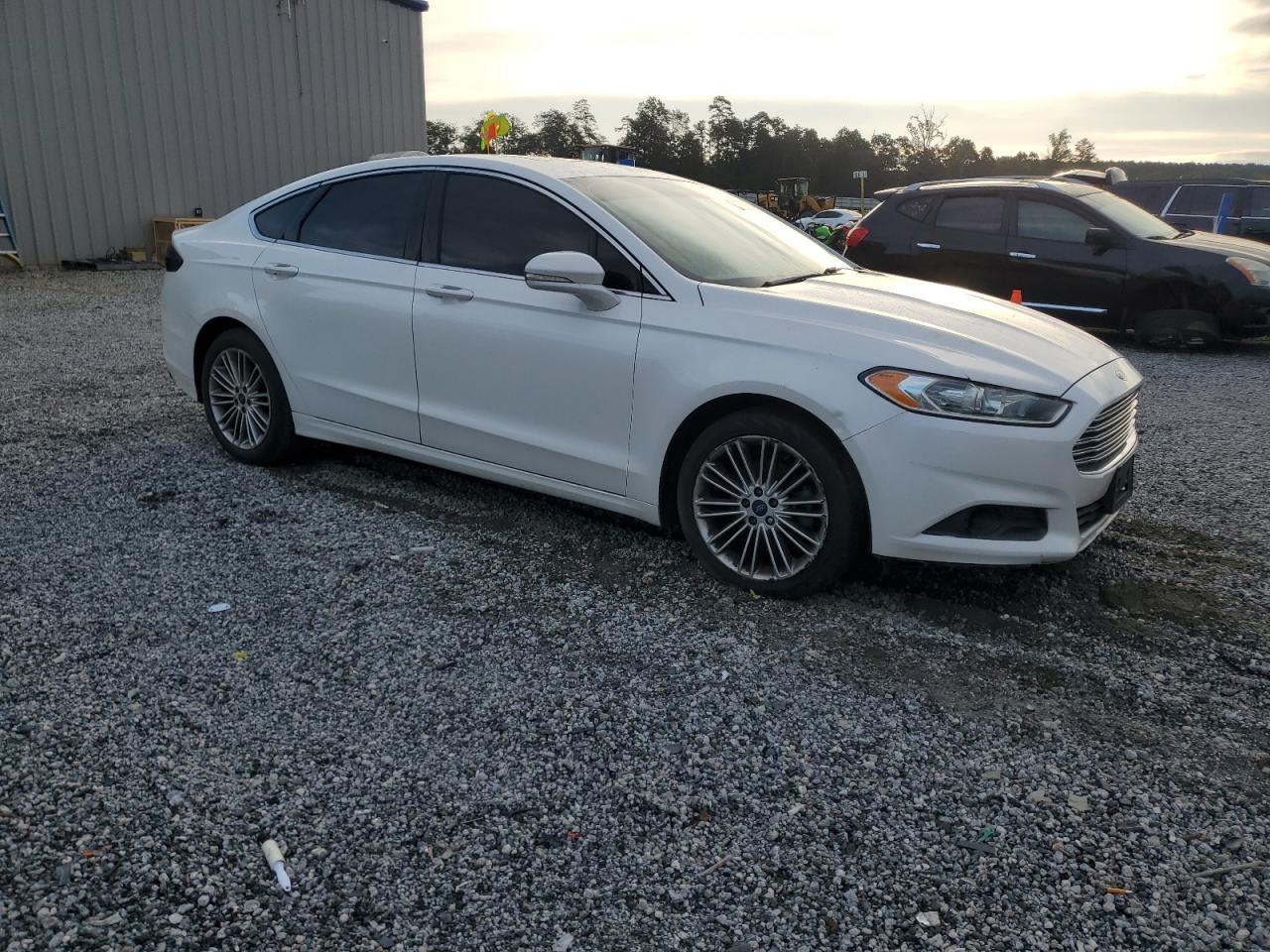 FORD FUSION SE