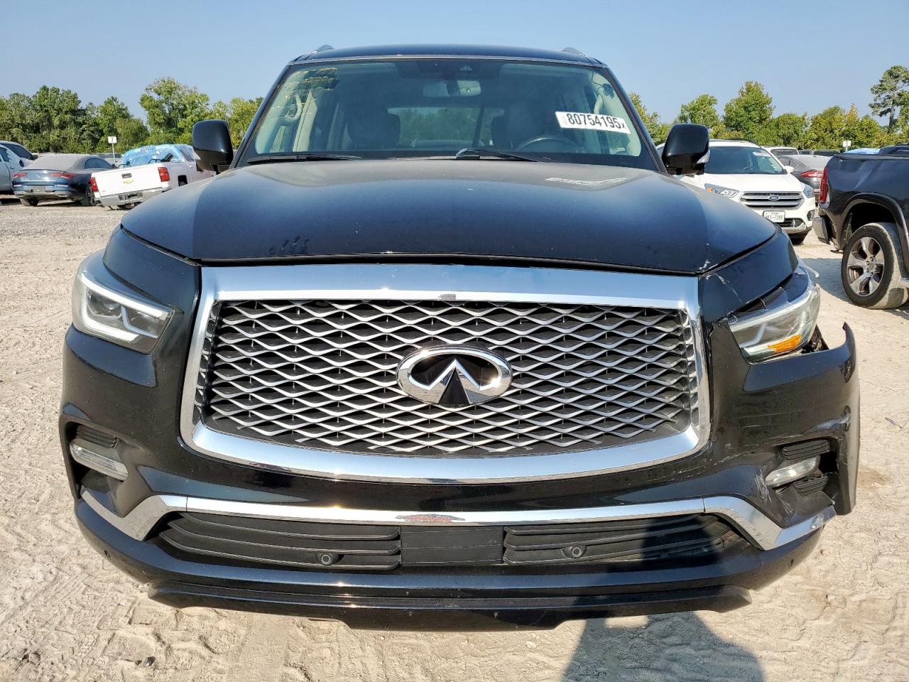 INFINITI QX80 LUXE