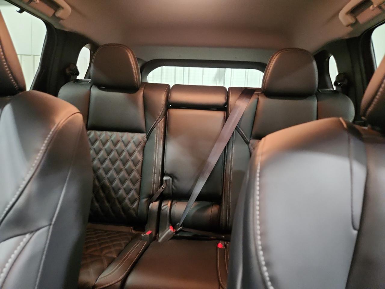 MITSUBISHI OUTLANDER SEL