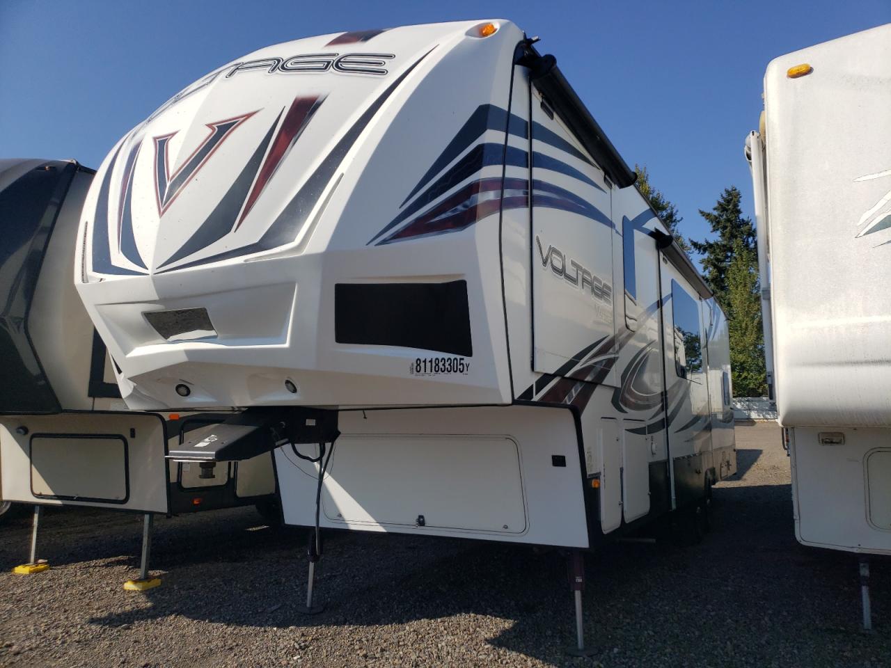 Lot #3281789922 2015 KEYSTONE UNKNOWN