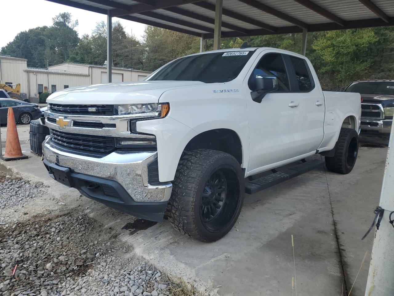 CHEVROLET SILVERADO C1500 LT