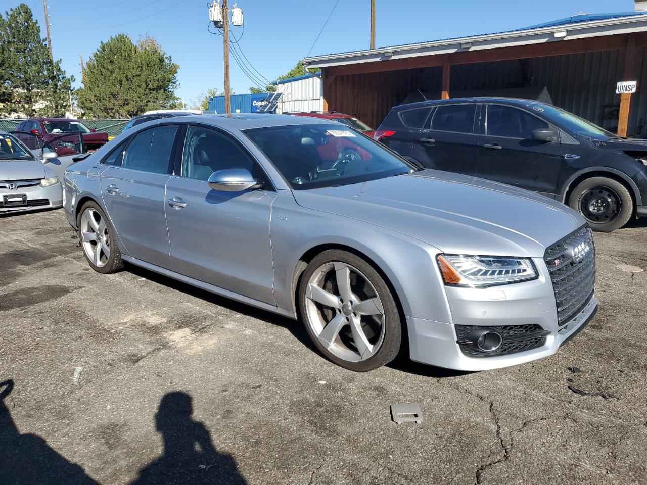 AUDI S8 QUATTRO