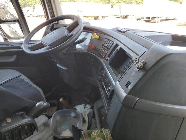 2019 VOLVO VNL #3304593434