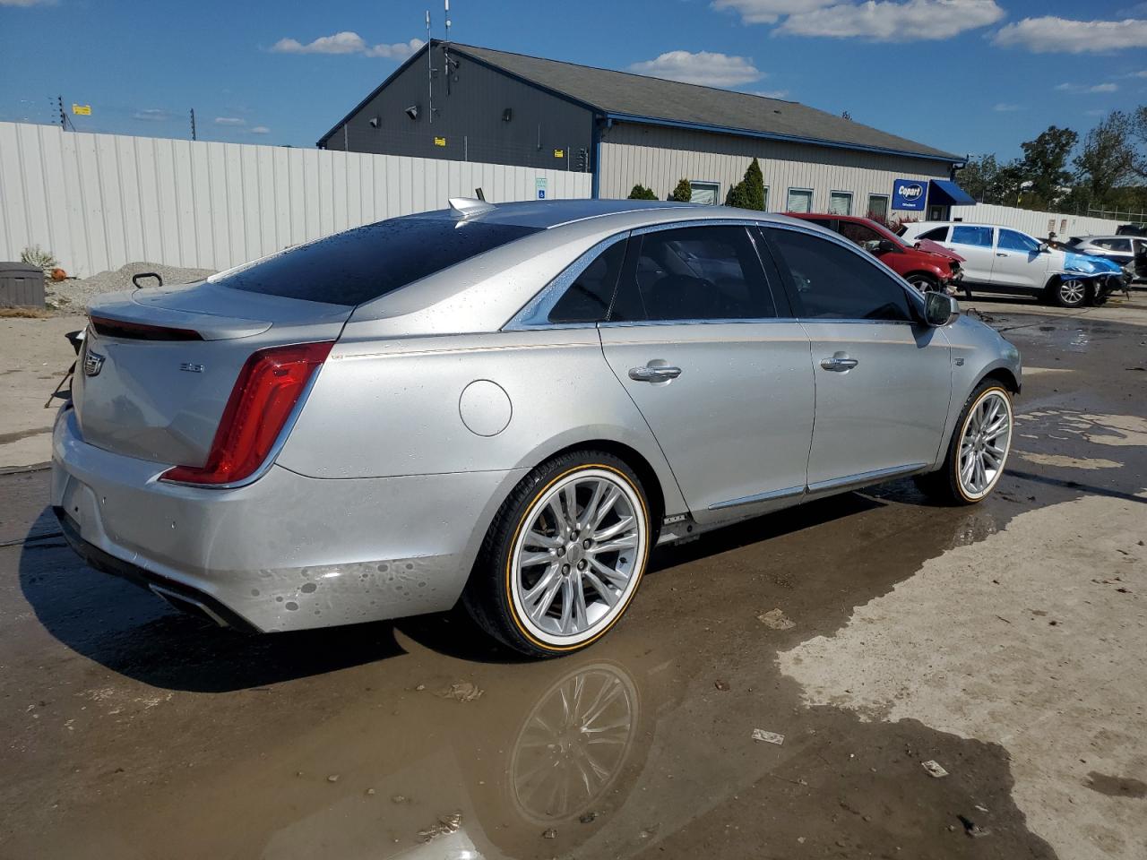CADILLAC XTS LUXURY