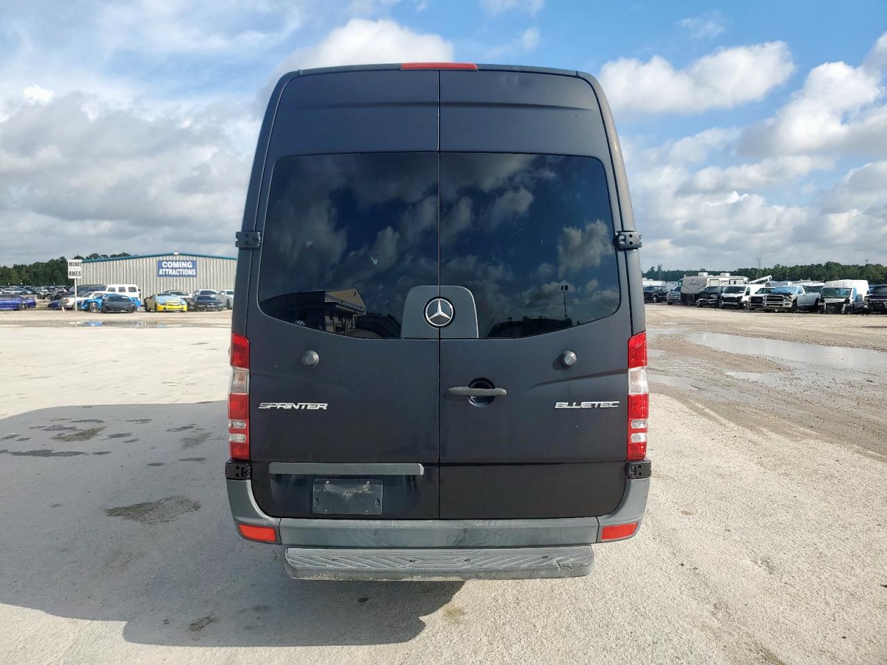 MERCEDES-BENZ SPRINTER 2500