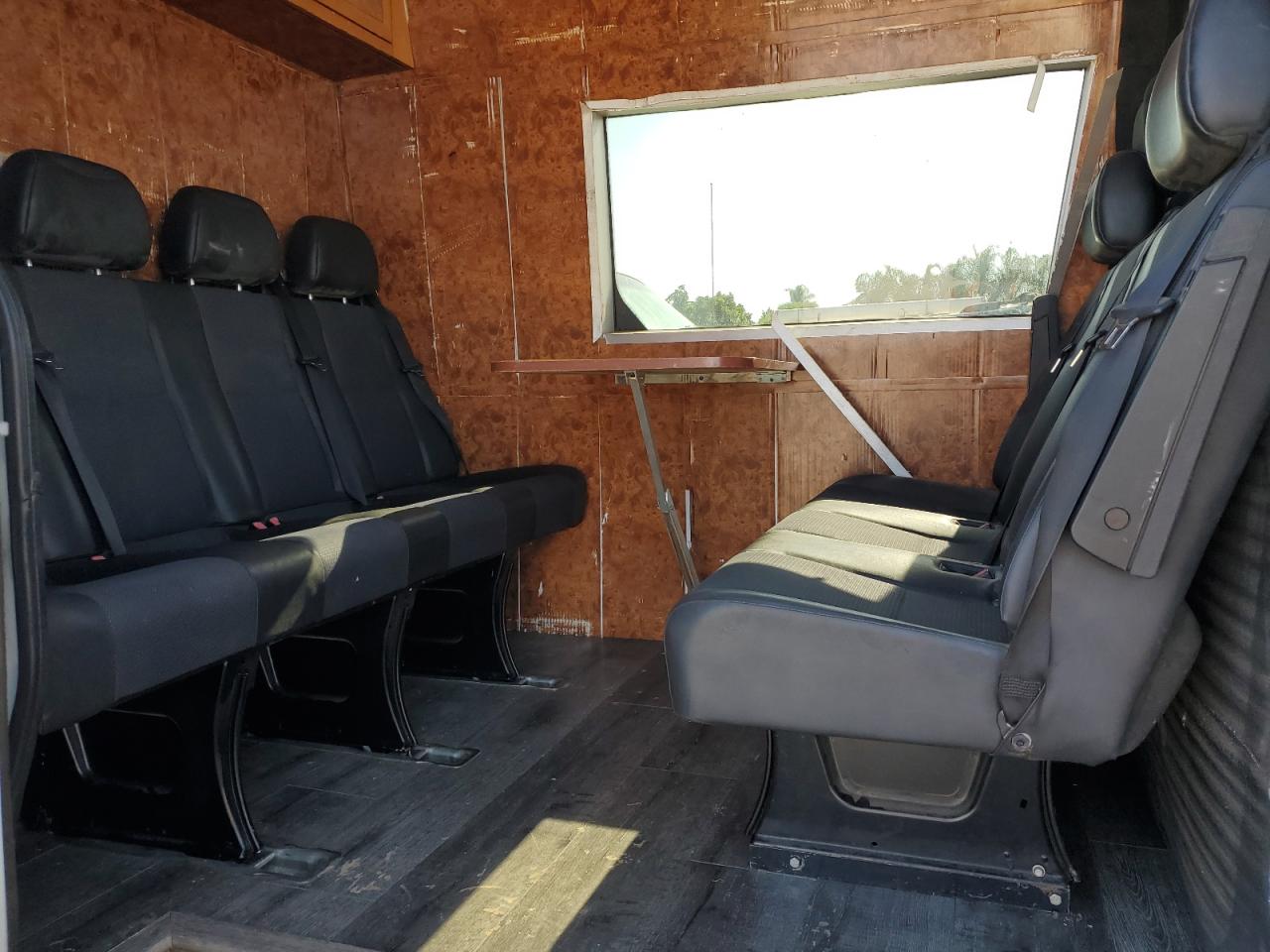 MERCEDES-BENZ SPRINTER 2500