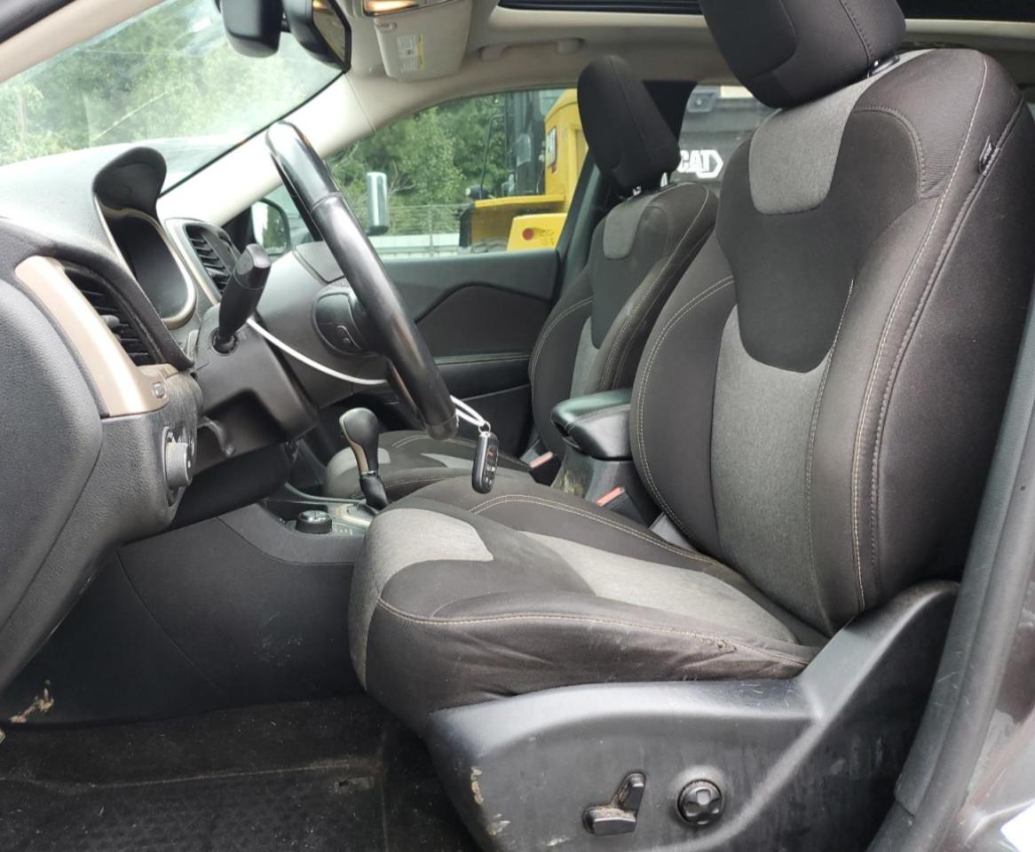 JEEP GRAND CHEROKEE LATITUDE