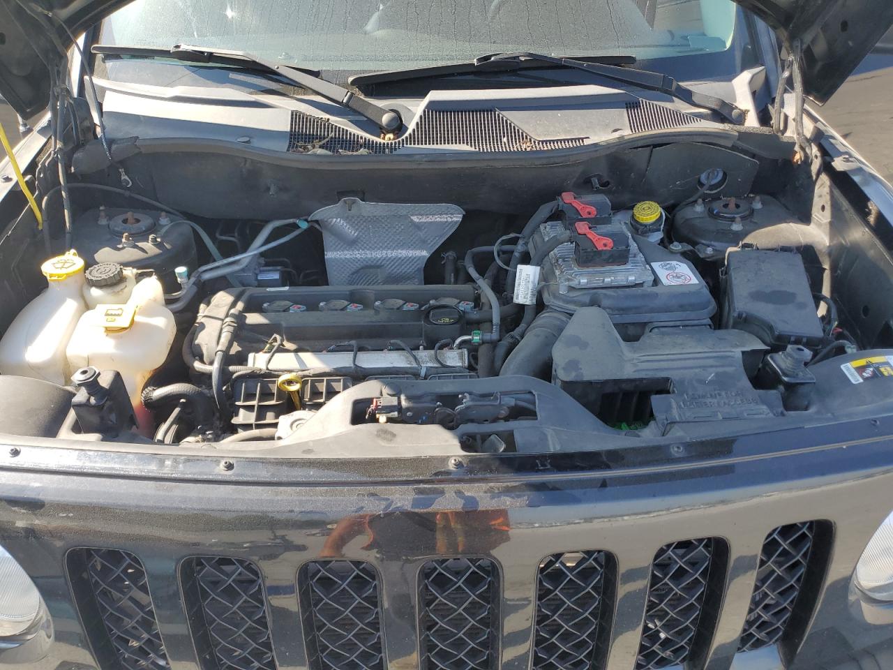 Lot #3309534561 2017 JEEP PATRIOT LA