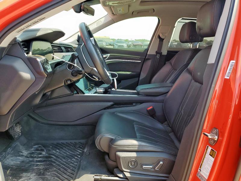 2019 AUDI E-TRON PRE WA1VAAGE3KB021176