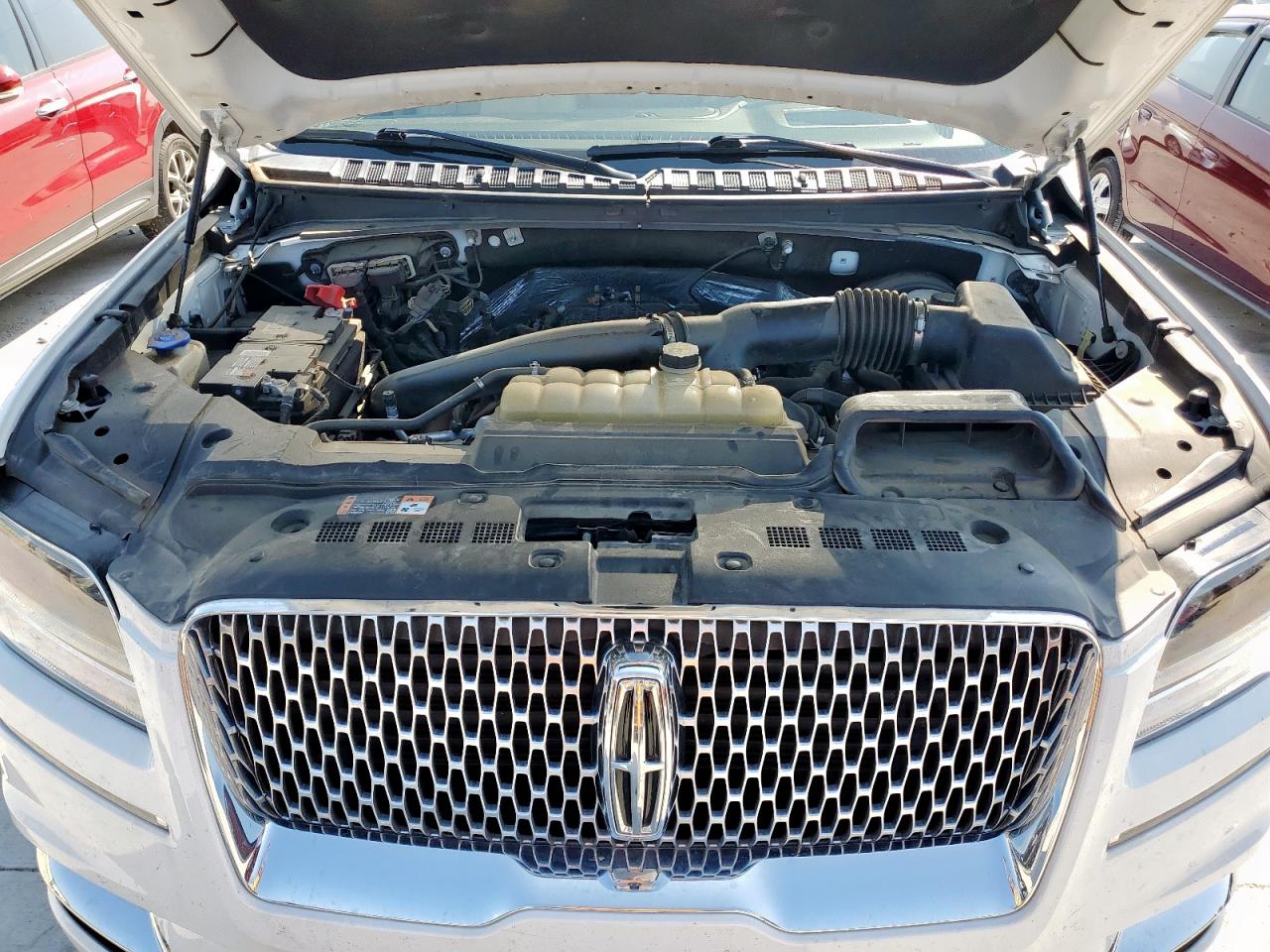 LINCOLN NAVIGATOR RESERVE