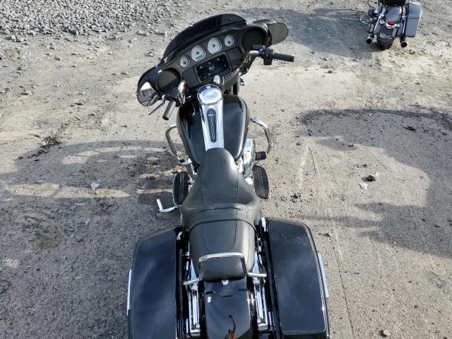 2022 HARLEY-DAVIDSON FLHX 1HD1KBC18NB650297