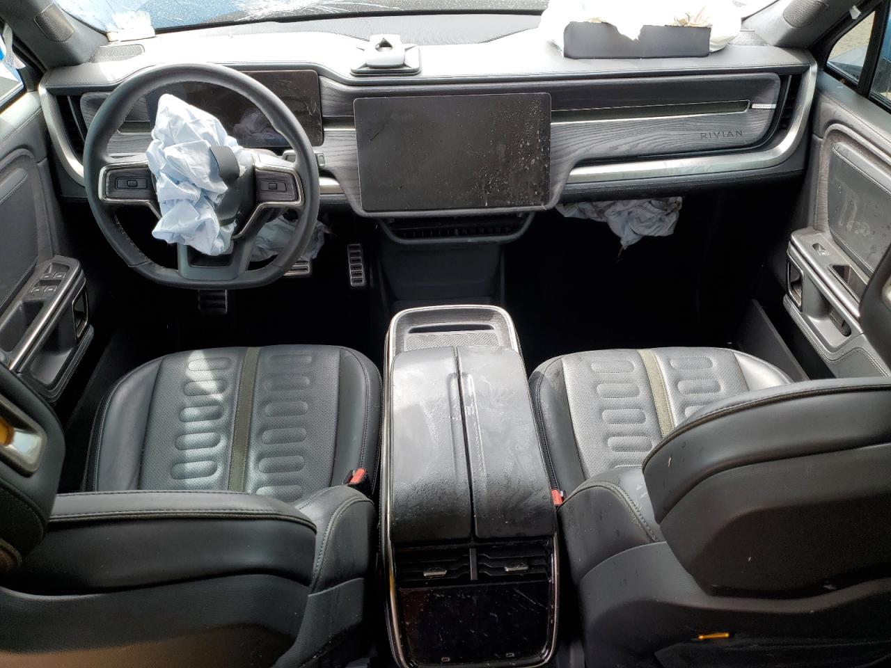 RIVIAN R1S LAUNCH EDITION