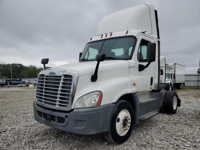 FREIGHTLINER CASCADIA 1 2016 white tractor diesel 1FUBGEDV0GLHC5699 photo #3