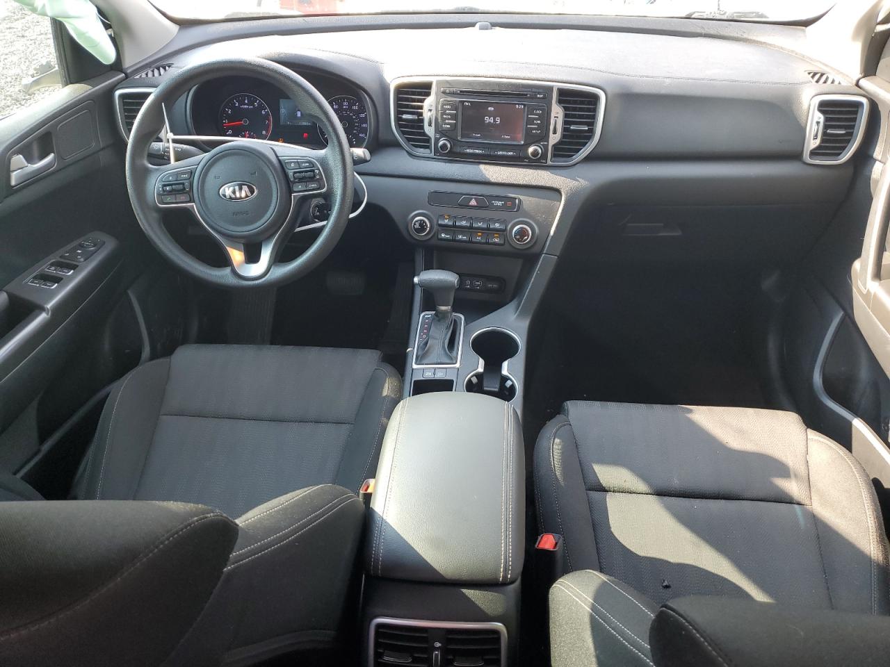 KIA SPORTAGE LX