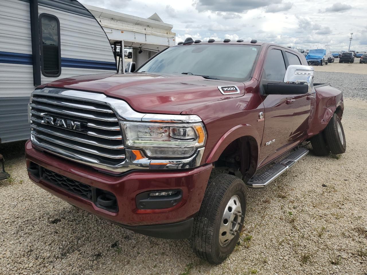 RAM 3500 LONGHORN