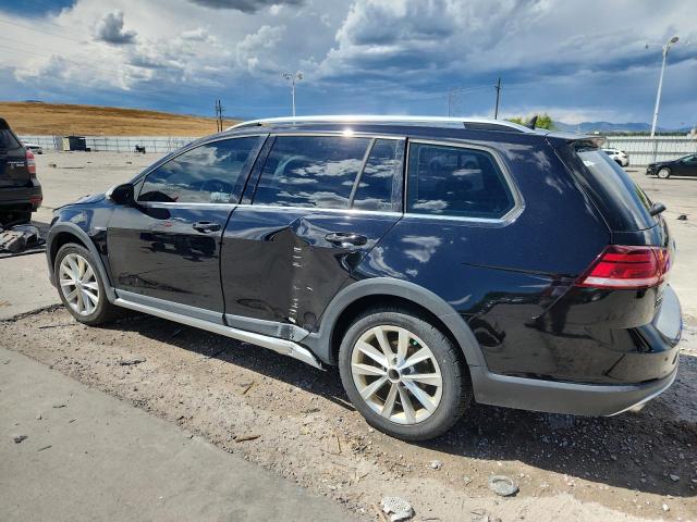 2018 VOLKSWAGEN GOLF ALLTR 3VWH17AU2JM759397